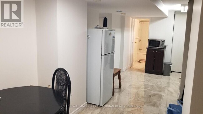 Photo du bâtiment - 100 Harness Cir