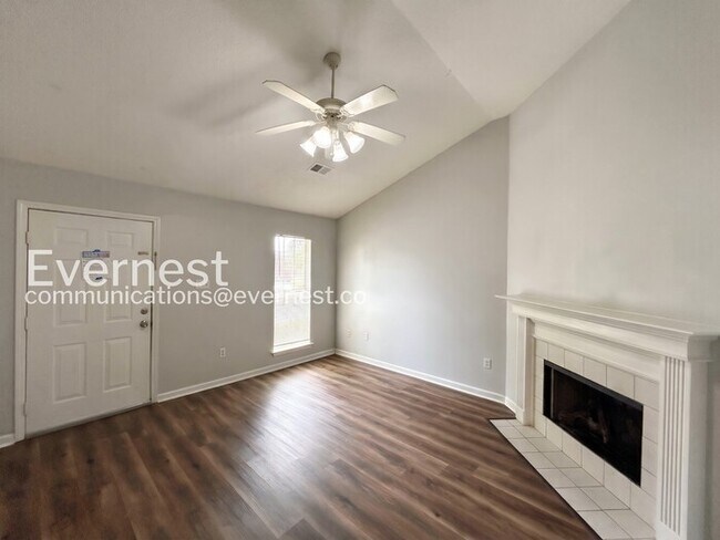 Foto del edificio - 9136 Kaitlyn Dr S