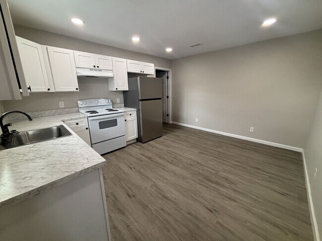Foto del edificio - 4105-4107 W 22nd St