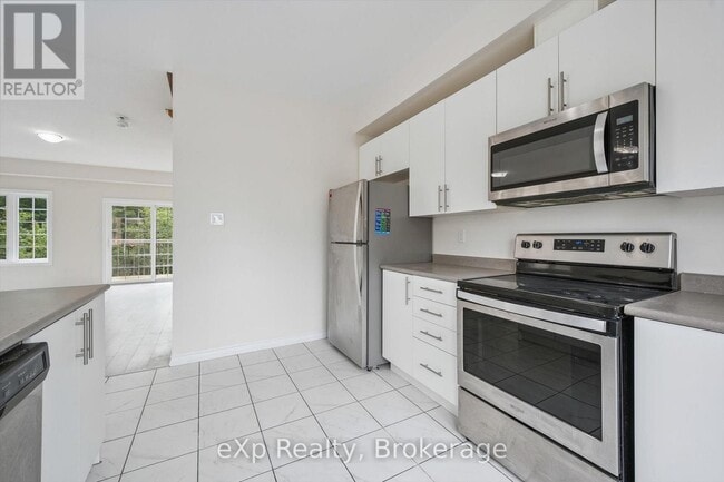 Building Photo - 88 Decorso Dr