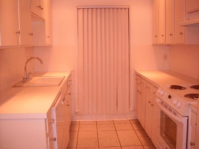 Foto del edificio - 1743 Commonwealth St