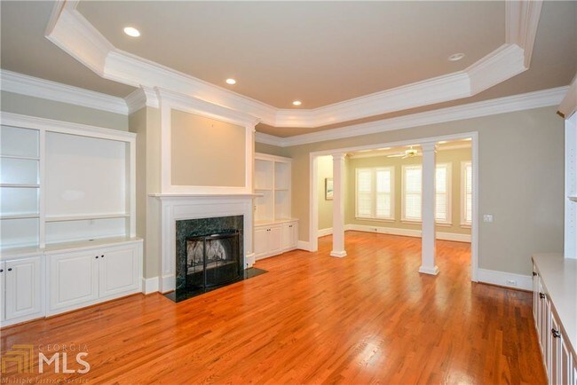 Building Photo - 1152 Bellewood Square