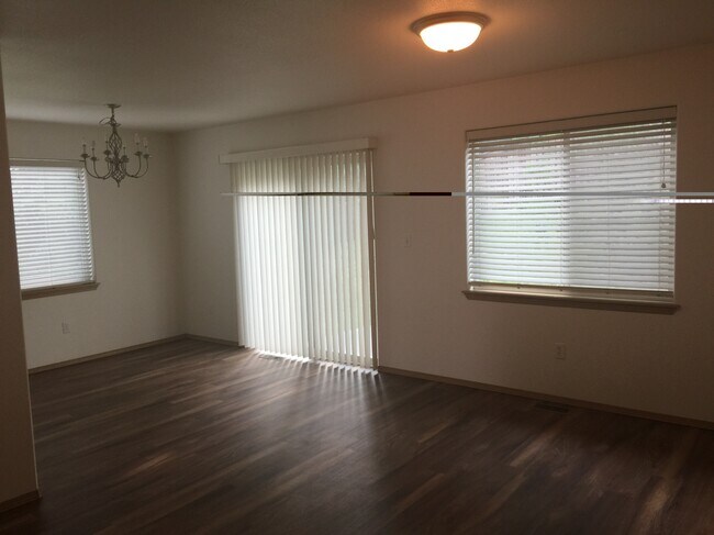 Foto del edificio - 2342 NW Ridgeline Dr