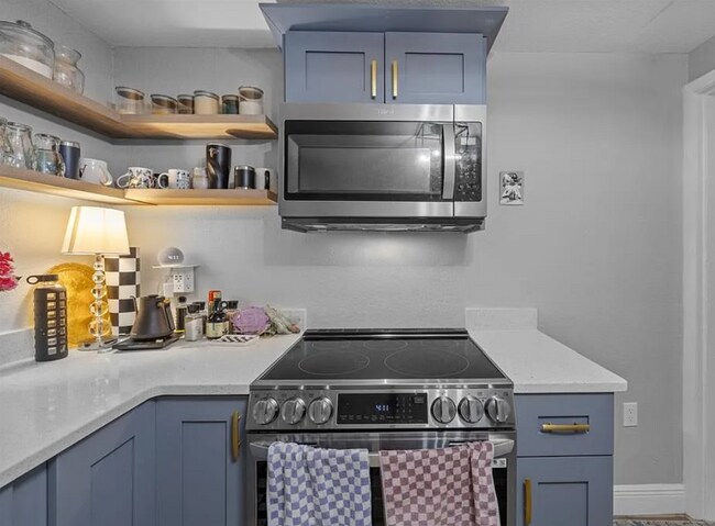 Foto del edificio - 2900 1st Ave S