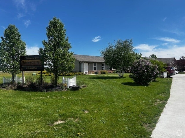 Building Photo - Madison Cottage of Rensselaer