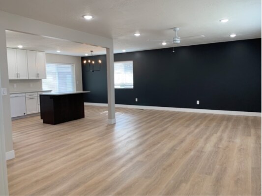 Foto del edificio - 7547 S Butler Hills Dr