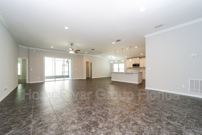 Building Photo - 12385 Sacha Rd