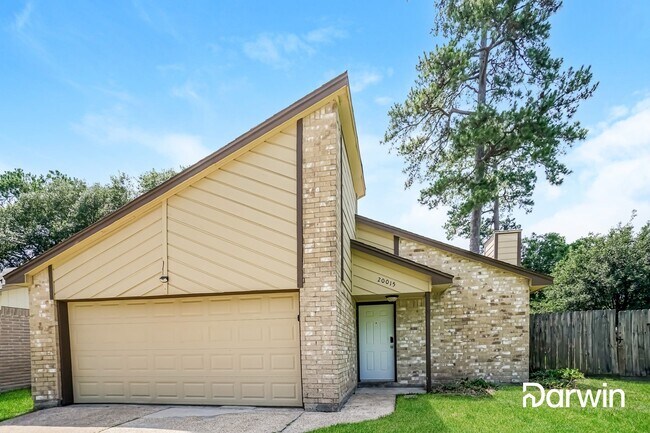 Building Photo - 20015 Bambiwoods Dr