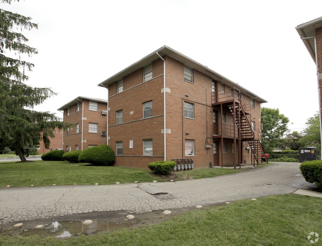 Foto del edificio - 4600-4606 Hilton Ave