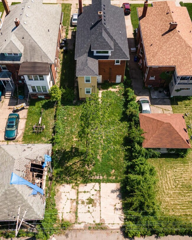 Foto del edificio - 1224/1226 Virginia Park - FDR - A