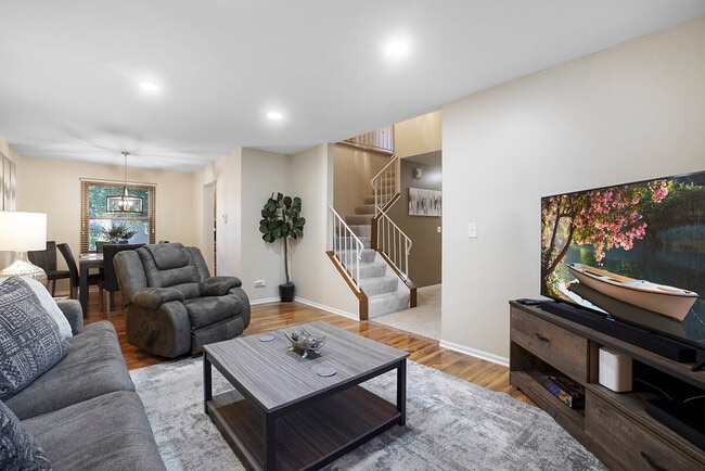 Building Photo - 346 Weatherford Ln