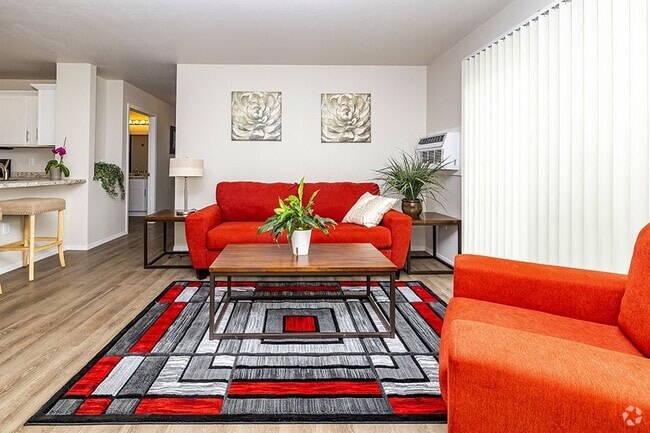 Building Photo - HILLCREST ESTATES