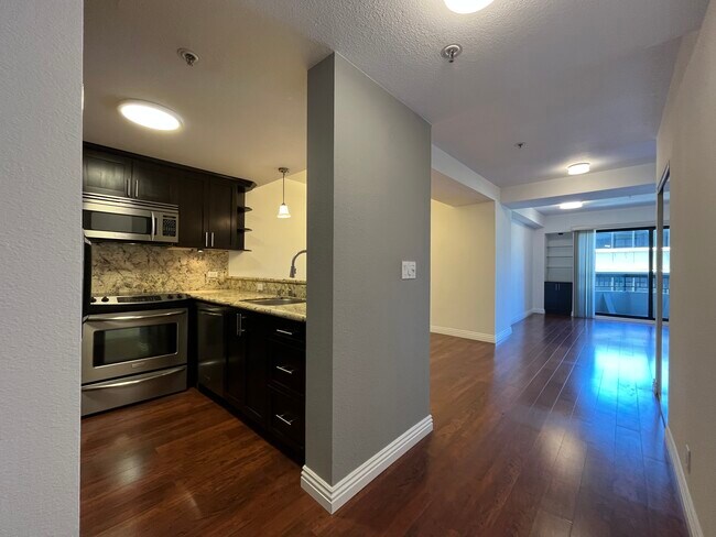Foto del edificio - 601 Van Ness Ave
