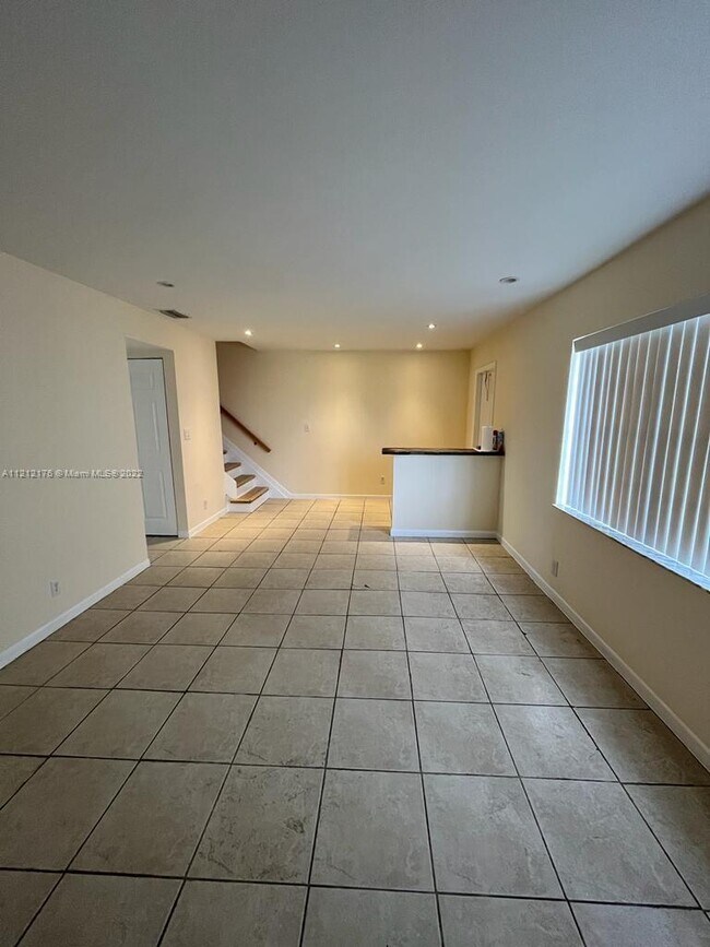 Building Photo - 1859 SW 81st Ln