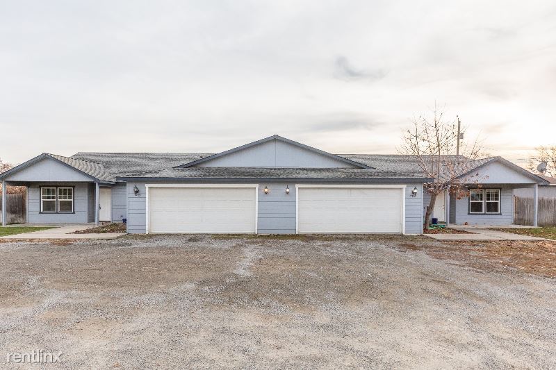 Primary Photo - 3 br, 2 bath House - 7330 E Euclid Ave.