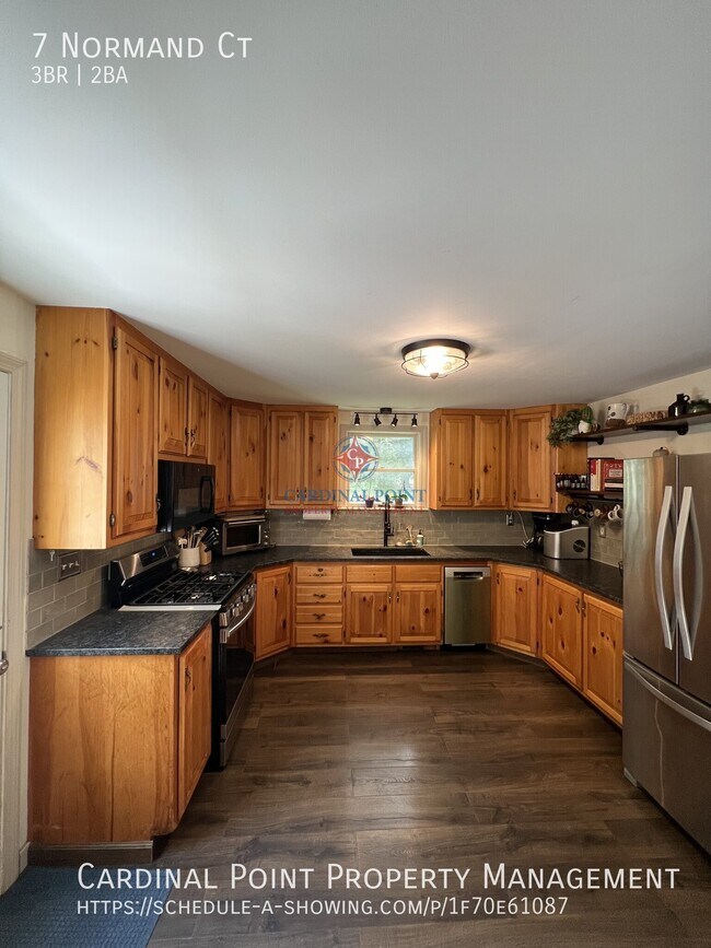 Building Photo - 7 Normand Ct