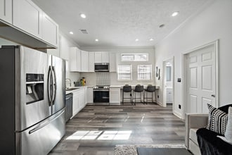 Building Photo - 2720 Briley St