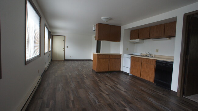 Apt 16 - Plover Apartments