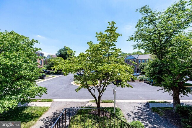 Foto del edificio - 4234 Fox Lake Dr
