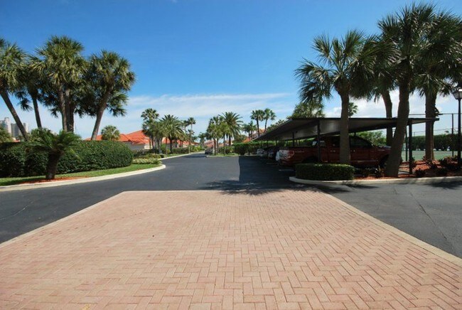 Foto del edificio - 240 Sand Key Estates Dr