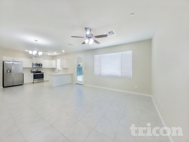 Foto del edificio - 4548 E Grandview St