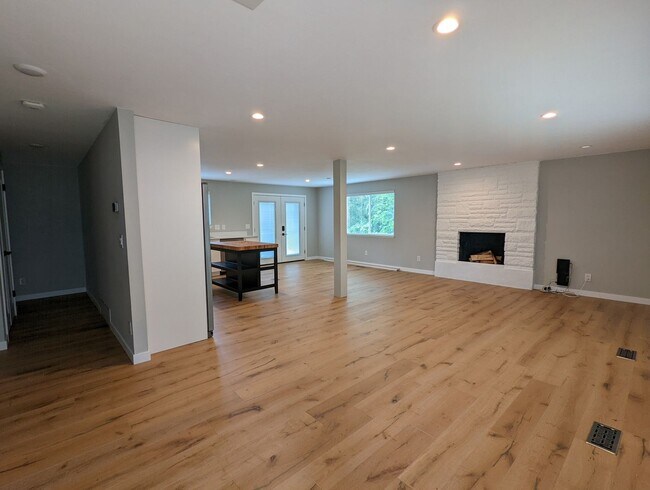 Foto del edificio - 4bd/2ba House in Fircrest