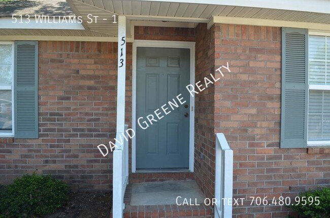Building Photo - 513 Williams St
