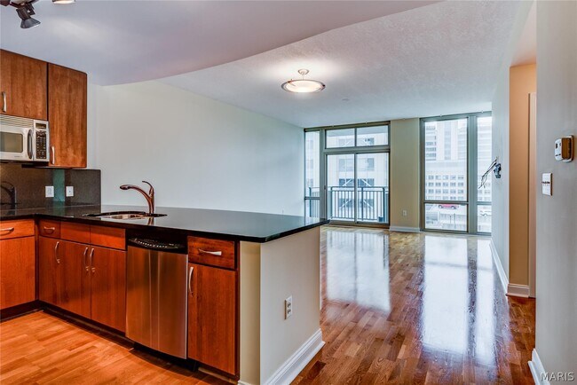 Foto del edificio - 4909 Laclede Ave