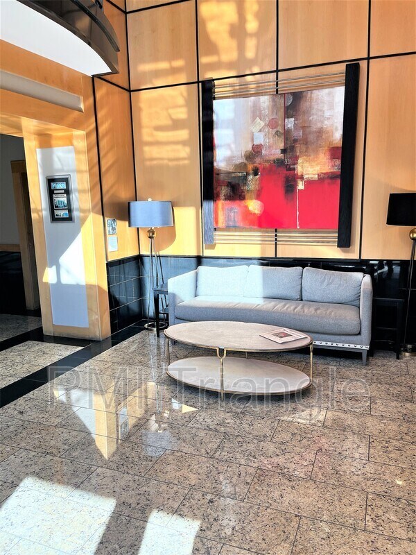 Foto del edificio - 618 N Boylan Ave
