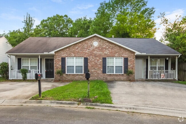 Building Photo - 1069 Park Meadow Dr