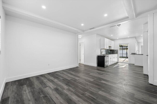 Foto del edificio - 1650 NW 9th St