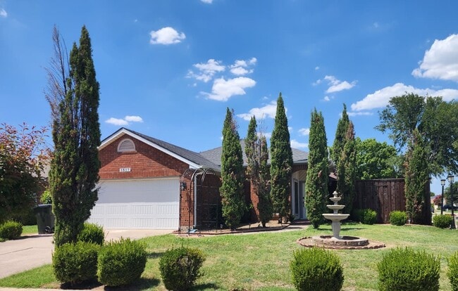 1317 Swiss Ct