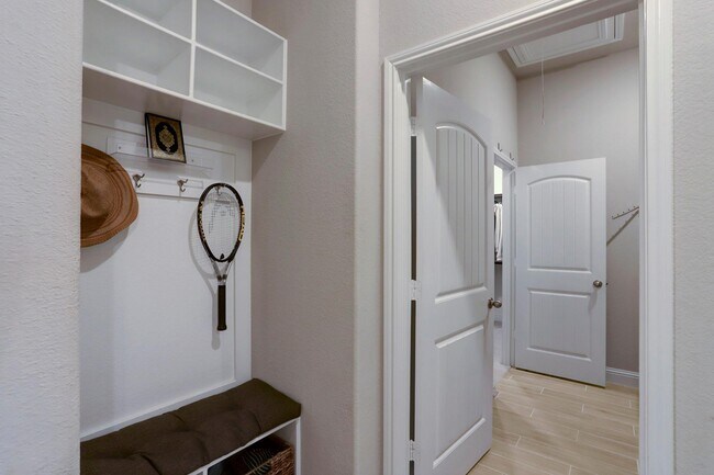 Foto del edificio - 11627 Tranquility Summit Dr