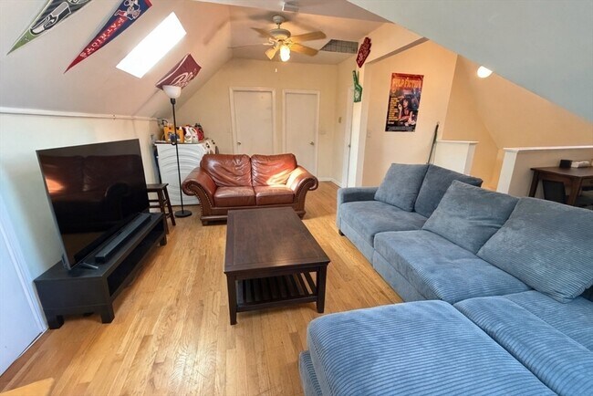 Foto del edificio - 1 Sachem St