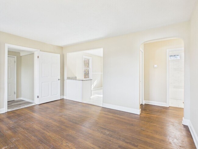 Foto del edificio - 4611 Eastover Ave