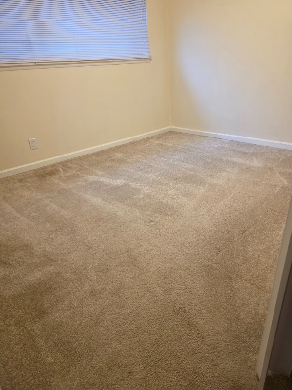 Foto del edificio - 2349 W Newton St