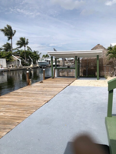 Foto del edificio - 208 Upper Matecumbe Rd