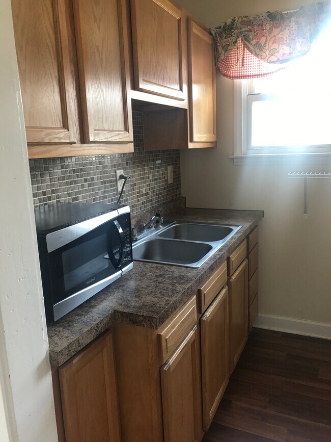 422 W 45th St, Shadyside, OH 43947 House Rental in Shadyside, OH