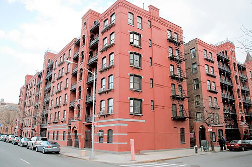 Primary Photo - 431 Hicks St