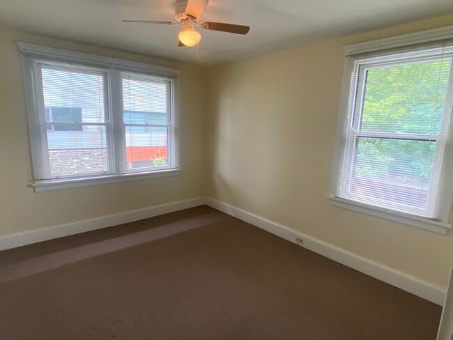 Bed Room - 3440 Shaw Ave