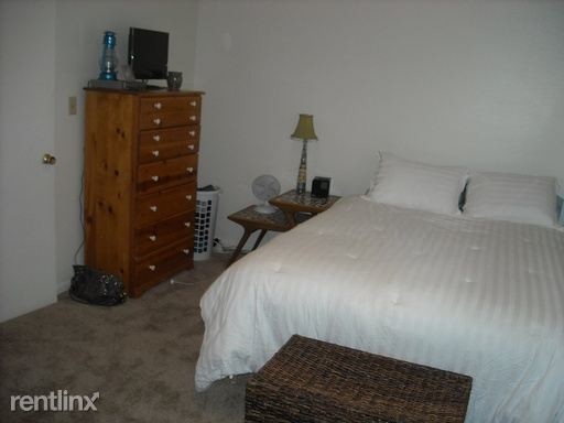 Building Photo - 1 br, 1 bath Apartment - Colonial Hill