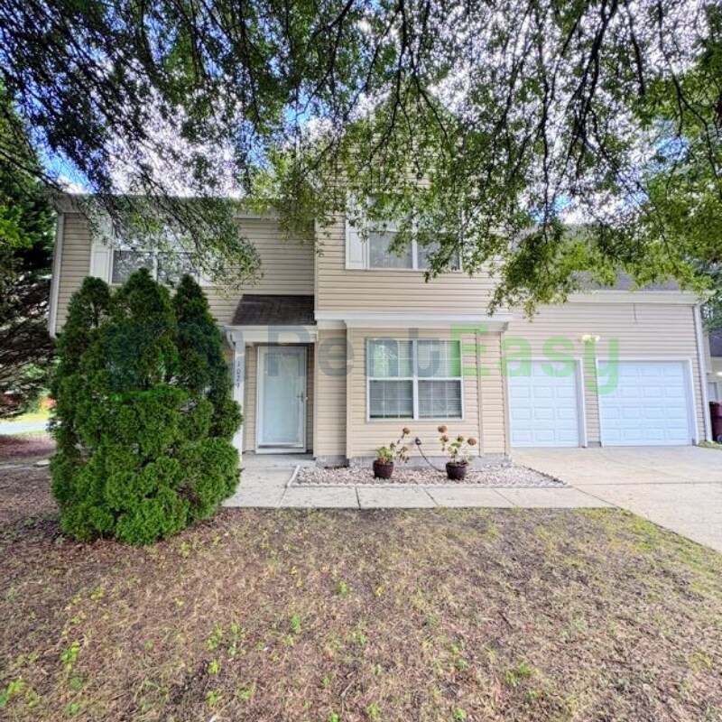 Primary Photo - 1029 Keltic Cir