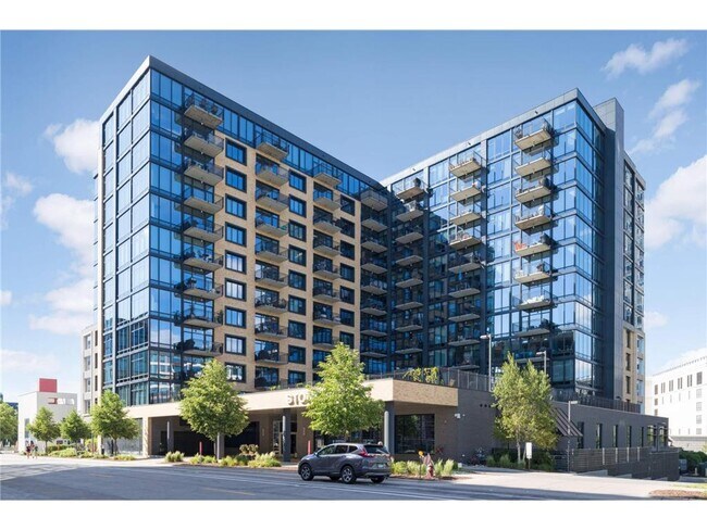 Building Photo - 1120 S 2nd St