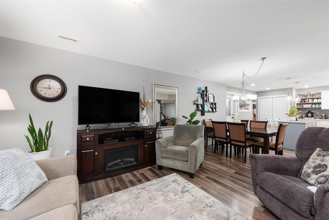 Building Photo - 6929-197A 197A St