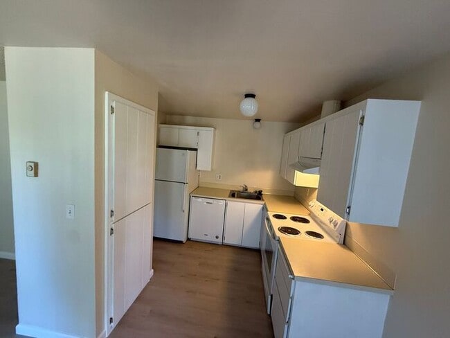 Foto del edificio - Very nice 2 bedroom 1 bath 4-plex unit in ...