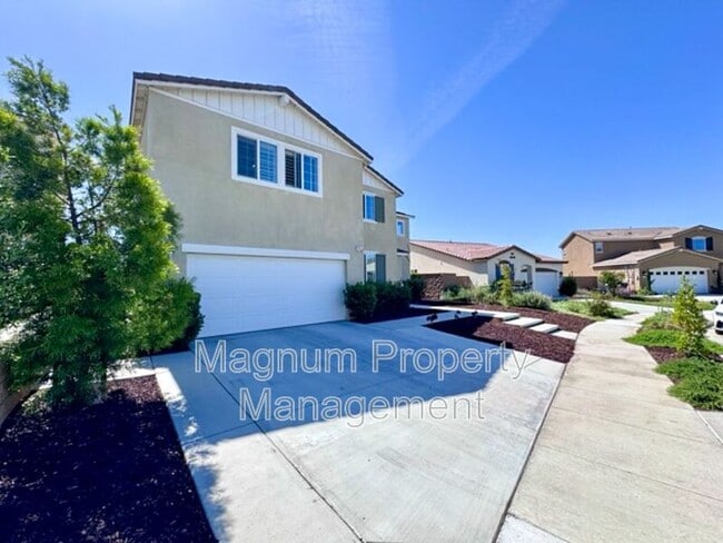 Building Photo - 36224 Owens Dr
