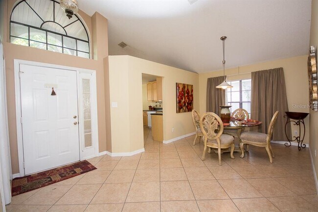Foto del edificio - 445 Mainsail Ct
