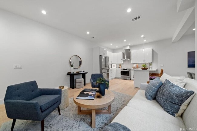Building Photo - Quintessential San Francisco Living | 2BD ...