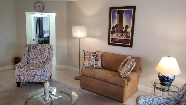 Foto del edificio - 3755 Via Poinciana