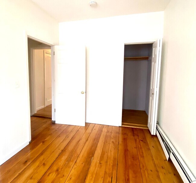 Foto del edificio - 284 Chelsea St